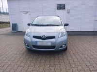 Gebraucht Toyota Yaris Basis 69 PS (50 kW) 2010 Kleinwagen