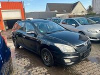 Gebraucht Hyundai i30 Comfort 126 PS (92 kW) 2008 Schwarz Kombi