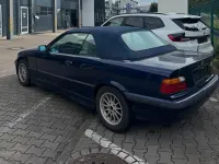 Gebraucht BMW 320 Cabriolet 150 PS (110 kW) 1996 Blau Cabrio