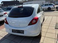 Gebraucht Opel Corsa Selection 80 PS (58 kW) 2009 Casabl/arctic/eisweiss/kaolin Kleinwagen