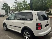Gebraucht VW Touran Cross 140 PS (102 kW) 2007 Weiß Van / Kleinbus