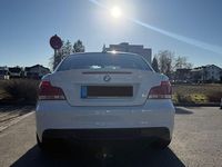 Gebraucht BMW 123 Performance 204 PS (150 kW) 2012 Weiß Kleinwagen