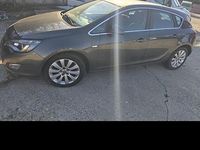 Gebraucht Opel Astra 110 PS (80 kW) 2011 Grau Limousine