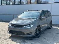 Gebraucht Chrysler Pacifica 287 PS (211 kW) 2020 Grau Van / Kleinbus