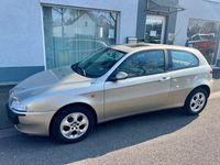 Gebraucht Alfa Romeo 147 105 PS (77 kW) 2004 Silber Kleinwagen