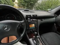 Gebraucht Mercedes C180 143 PS (105 kW) 2002 Silber Limousine