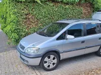 Gebraucht Opel Zafira 125 PS (91 kW) 2002 Silber Van / Kleinbus