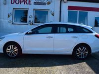 gebraucht Hyundai i30 cw 1.4 T-GDi Navi Kamera Keyless SHZ 1. Hand