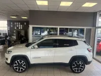 Gebraucht Jeep Compass Limited 170 PS (125 kW) 2018 Bela perla SUV