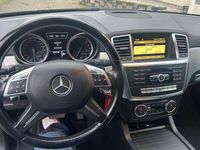 Gebraucht Mercedes ML350 258 PS (189 kW) 2012 Schwarz SUV