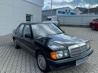 Gebraucht Mercedes 190 109 PS (80 kW) 1990 Schwarz Limousine