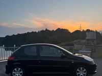Gebraucht Peugeot 206+ 68 PS (50 kW) 2009 Schwarz Kleinwagen