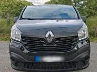 Gebraucht Renault Trafic Expression 95 PS (69 kW) 2016 Schwarz Van / Kleinbus