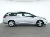 Gebraucht Opel Astra Edition 131 PS (96 kW) 2022 Argon silber Kleinwagen