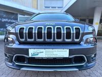 Gebraucht Jeep Cherokee Limited 140 PS (102 kW) 2015 Grau SUV