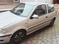 Gebraucht VW Polo Basis 50 PS (36 kW) 2000 Silber Limousine