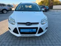 Gebraucht Ford Focus Trend 101 PS (74 kW) 2014 Weiß Kombi