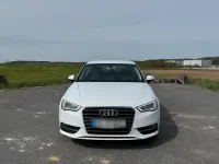 Gebraucht Audi A3 Attraction 110 PS (80 kW) 2016 Weiß Kleinwagen