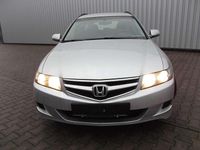 Gebraucht Honda Accord Executive 155 PS (114 kW) 2007 Silbermetallic . Kombi