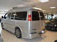 Usado Chevrolet Express 314 CV (230 kW) 2014 Plateado Monovolumen