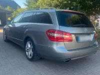 Gebraucht Mercedes E300 Avantgarde 231 PS (169 kW) 2011 Grau Kombi