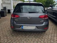 Gebraucht VW Golf VII Sound 131 PS (96 kW) 2017 Grau Limousine