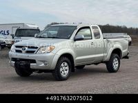 Gebraucht Toyota HiLux 102 PS (75 kW) 2005 Silber Pickup
