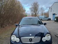 Gebraucht Mercedes C160 122 PS (89 kW) 2005 Blau Coupé