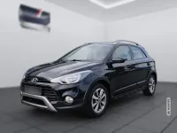Gebraucht Hyundai i20 Active 101 PS (74 kW) 2020 Schwarz metallic Kleinwagen
