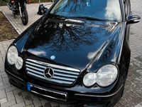 Gebraucht Mercedes C220 150 PS (110 kW) 2007 Schwarz Coupé