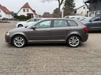 Gebraucht Audi A3 Ambition 105 PS (77 kW) 2011 Beige Limousine