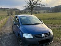 Gebraucht VW Fox 54 PS (39 kW) 2010 Blau Kleinwagen