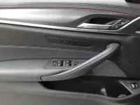 Gebraucht BMW 540 M Sport 340 PS (250 kW) 2023 Saphirschwarz metallic Kombi