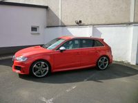 Gebraucht Audi RS3 Sport 367 PS (269 kW) 2015 Rot Limousine