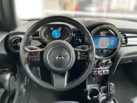 Gebraucht Mini Cooper Classic 136 PS (100 kW) 2023 Schwarz Kleinwagen