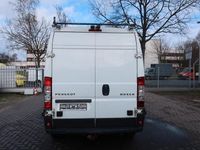 Gebraucht Peugeot Boxer 120 PS (88 kW) 2010 Weiß Van
