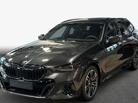Neu BMW 540 303 PS (222 kW) 2025 Grau Kombi