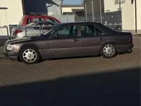 Gebraucht Mercedes E250 126 PS (92 kW) 1992 Braun Limousine