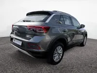 Gebraucht VW T-Roc Life 150 PS (110 kW) 2023 Grau SUV