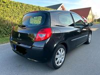 Gebraucht Renault Clio II 88 PS (64 kW) 2006 Schwarz Kleinwagen