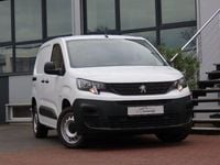 Gebraucht Peugeot Partner 102 PS (75 kW) 2021 Weiß Van / Kleinbus