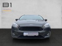 Gebraucht Ford Focus Trend 125 PS (91 kW) 2017 Grau Limousine
