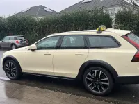 Gebraucht Volvo V90 CC 197 PS (144 kW) 2024 Grau Kombi