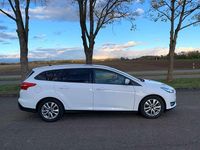Gebraucht Ford Focus Business Edition 150 PS (110 kW) 2015 Frozen white Kombi