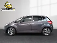 Gebraucht Kia Venga Spirit 128 PS (94 kW) 2015 Grau Kleinwagen