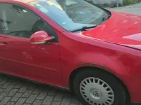Gebraucht VW Golf V 102 PS (75 kW) 2006 Rot Kleinwagen