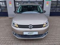 Gebraucht VW Touran Style 105 PS (77 kW) 2012 Titanium beige Van / Kleinbus