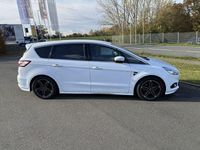 Gebraucht Ford S-MAX Titanium 241 PS (177 kW) 2015 Weiß Van / Kleinbus