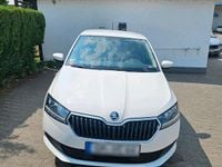 Gebraucht Skoda Fabia 60 PS (44 kW) 2019 Weiß Limousine
