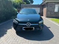 Gebraucht Mercedes A180 136 PS (100 kW) 2021 Schwarz Limousine
